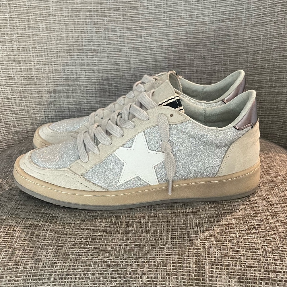 ShuShop • Silver Glitter Sneakers. Size 8.5